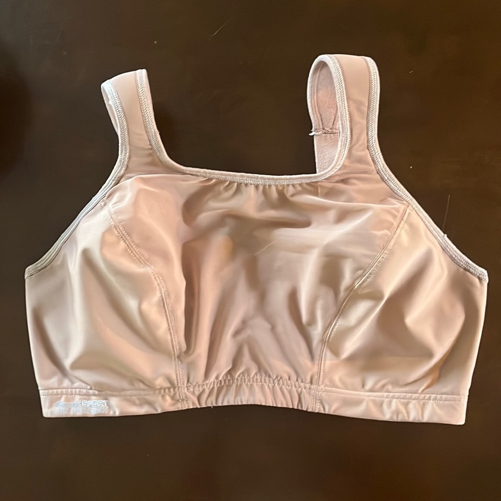Glamorise High-Impact Underwire Sports Bra Cafe 34F US. Very gently used.